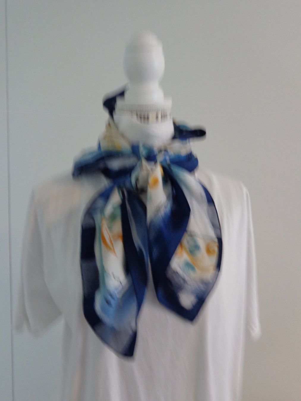 Foulards, Tücher & Schals: Foulard – Gebraucht aus Wetzikon ZH von elieri 1