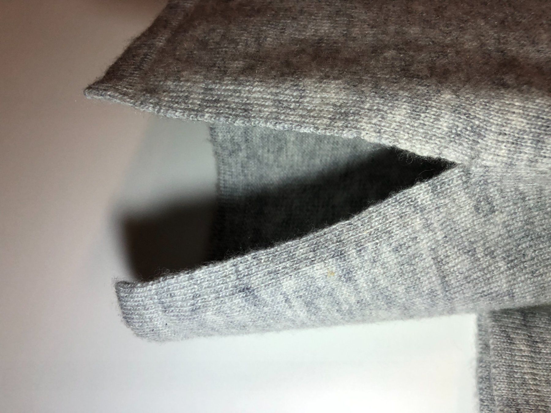 Maglioni & Felpe: Pullover Grösse 40\42 Neu – Nuovo (secondo la descrizione) da Fischbach-Göslikon venduto da 78anna 4