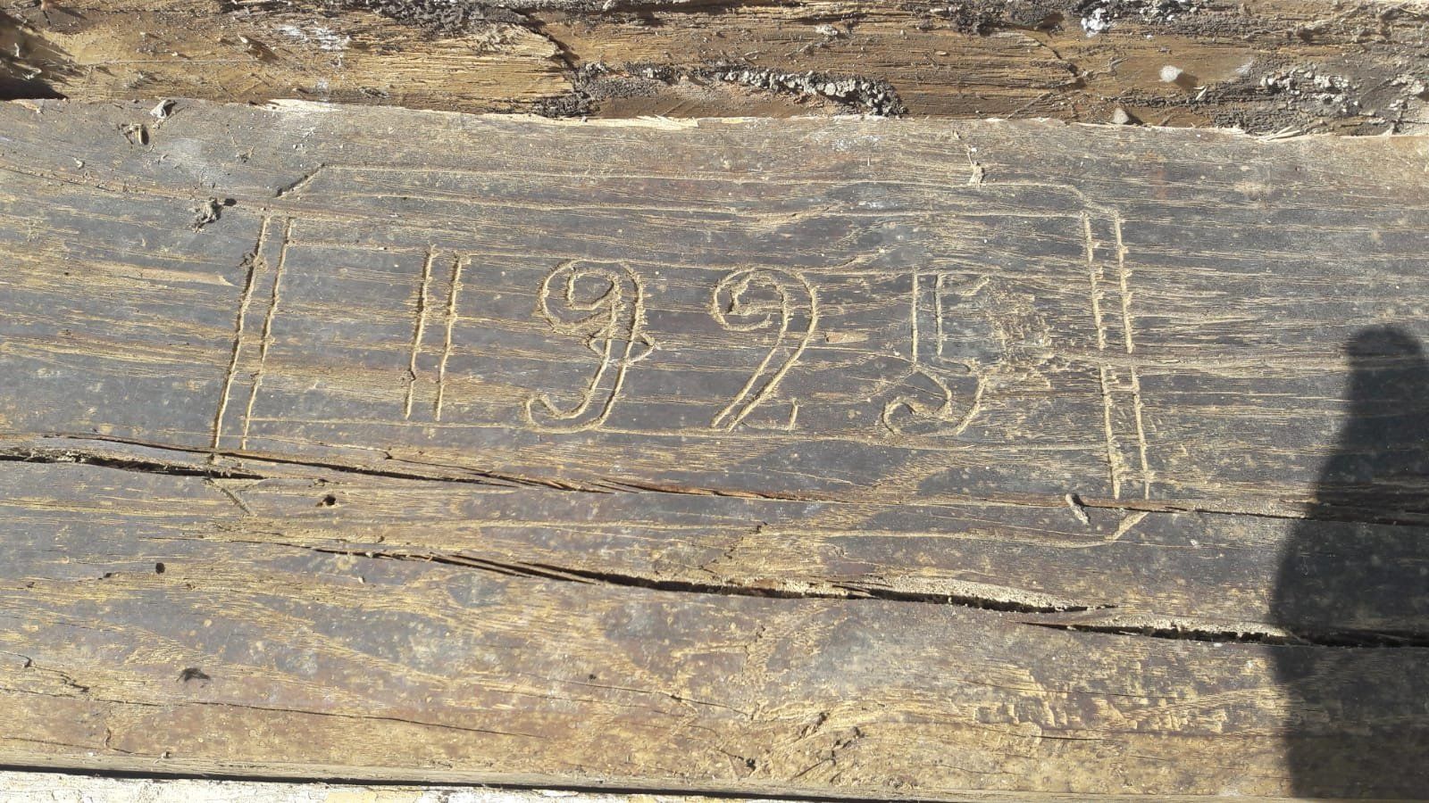 Articoli in legno: Eichen Altholz Balken – Usato da Chur venduto da ivon68 5