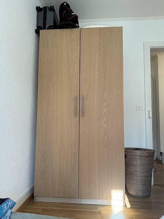 Livique Schränke: Kleiderschrank Livique – Gebraucht aus Bern von Fabz92