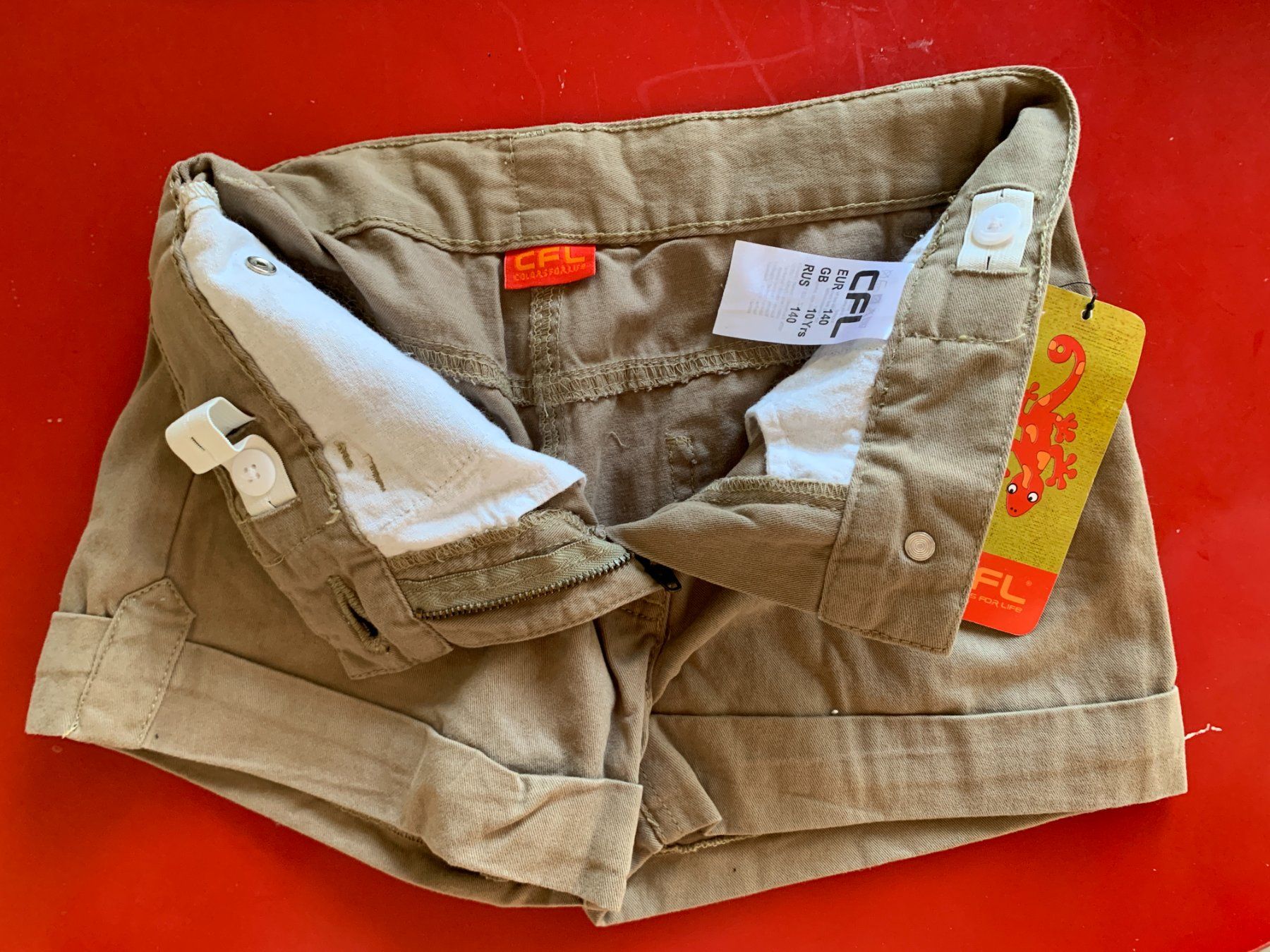 Pantaloni: Shorts neufs -- Taille 140 cm -- 100% coton – Usato da Petit-Lancy venduto da chezRic 3
