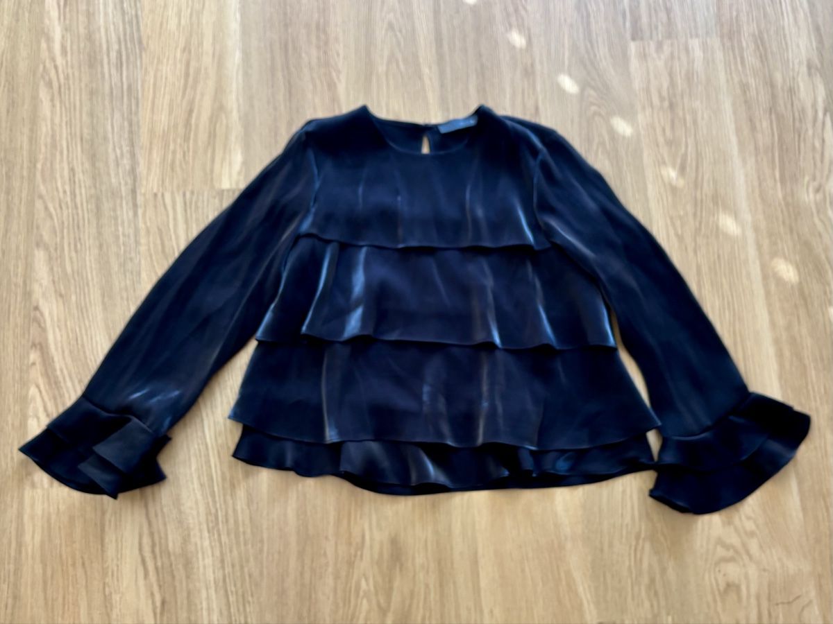 Zara Camicette: Zara Bluse mit Volants, Neuwertig – Usato da Baden venduto da Tiffany6878 6