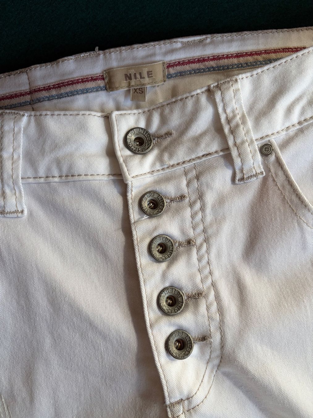 Nile Pantaloni: NILE Bermudashorts    Größe: XS / 36 DE – Usato da Interlaken venduto da Bona55 5