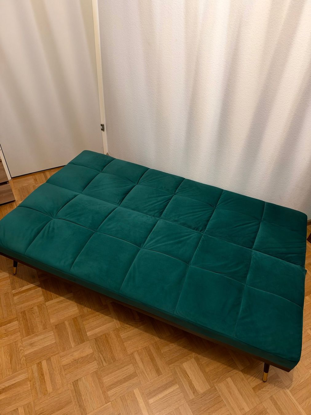 Gonser Divani: Schlafsofa Samt CALVIN dunkelgrün – Usato da Basel venduto da hol_8ldp 6