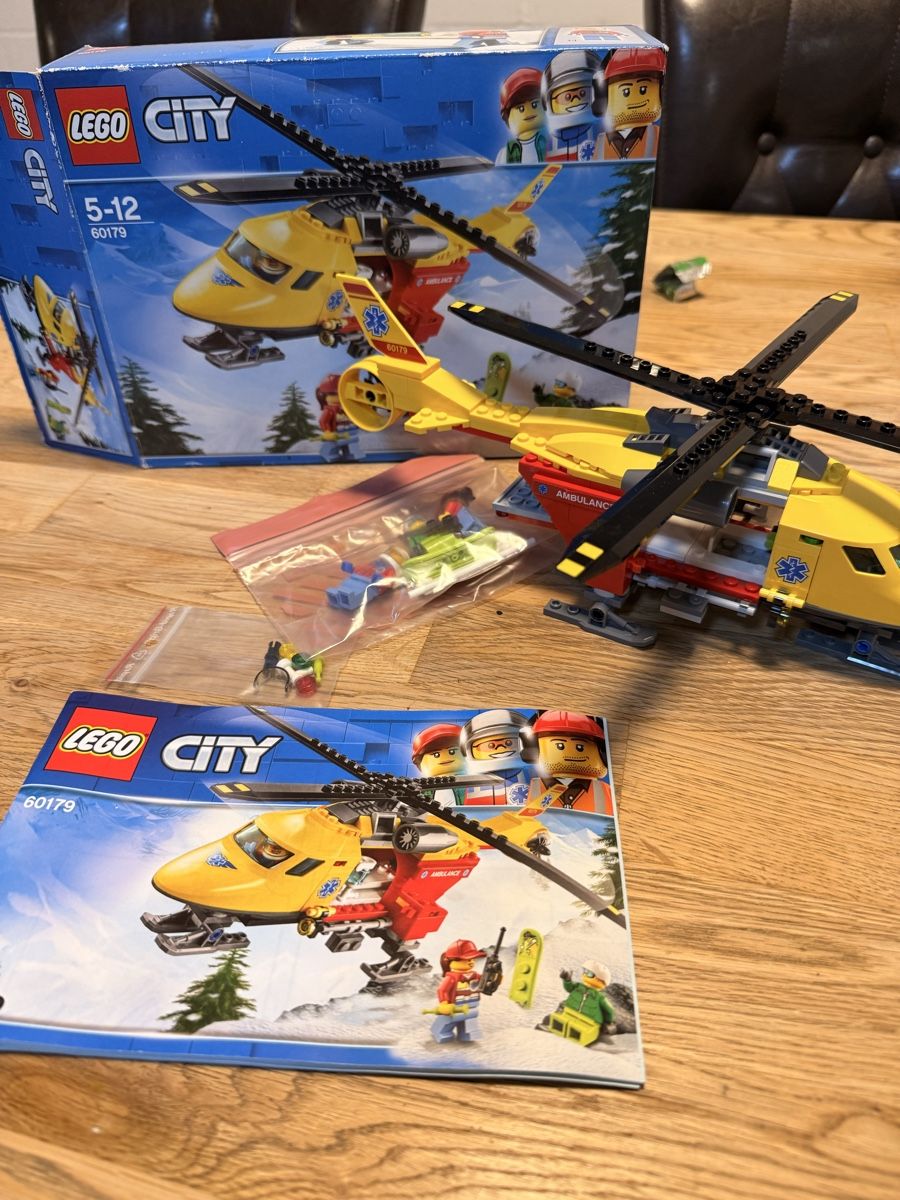 Lego Kit di costruzioni: Lego City Rettungshubschrauber – Usato da Zürich venduto da amicitia_77 4