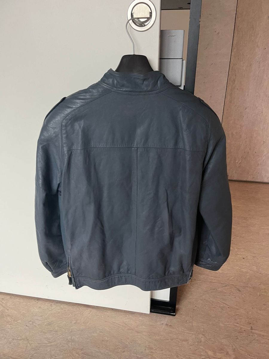 Giacche: Schöne blau-graue Vintage Lederjacke – Usato da zürich venduto da PatCat02 2