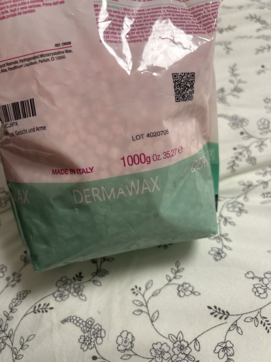 Perle (finte): dermawax angefangene packung ca. 600g  – Usato da Ebikon venduto da vono.i 1
