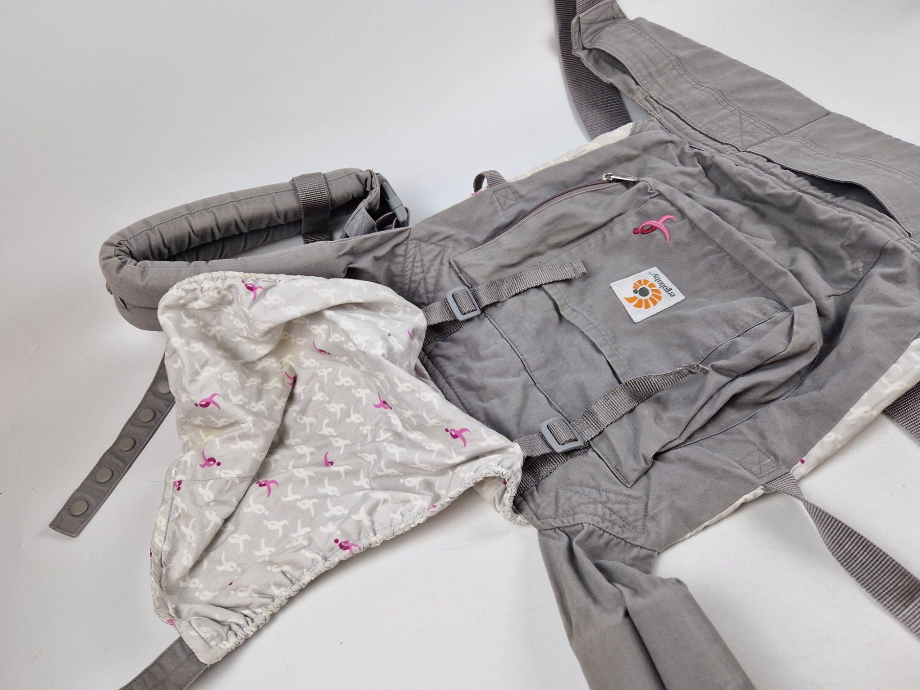 Ergo Baby Bauch- & Rückentragen: ERGOBABY Babytrage – Gebraucht aus Muhen von Restwert_Muhen 3