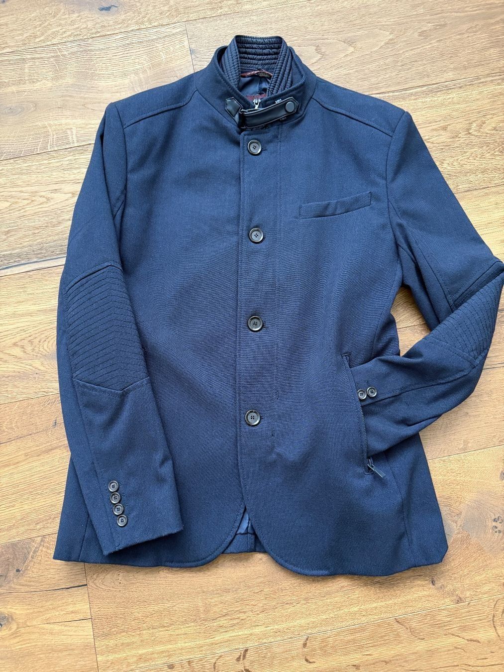 Zara Jacken: Zara Jacke, Size M – Gebraucht aus Luzern von paul.weller 1