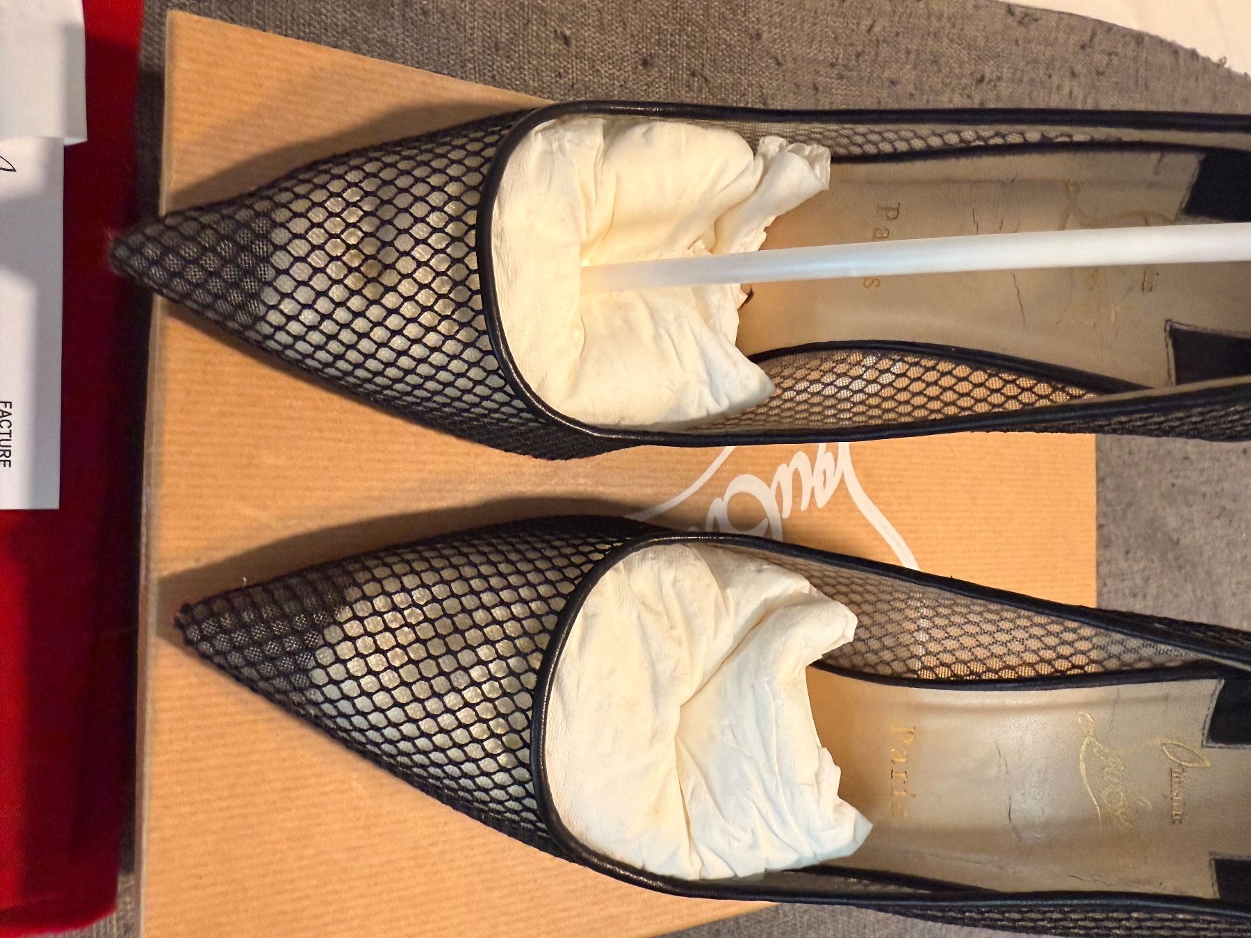 Christian Louboutin Damenschuhe: Louboutin noir à résille – Gebraucht aus Genève von Rachelp13 7