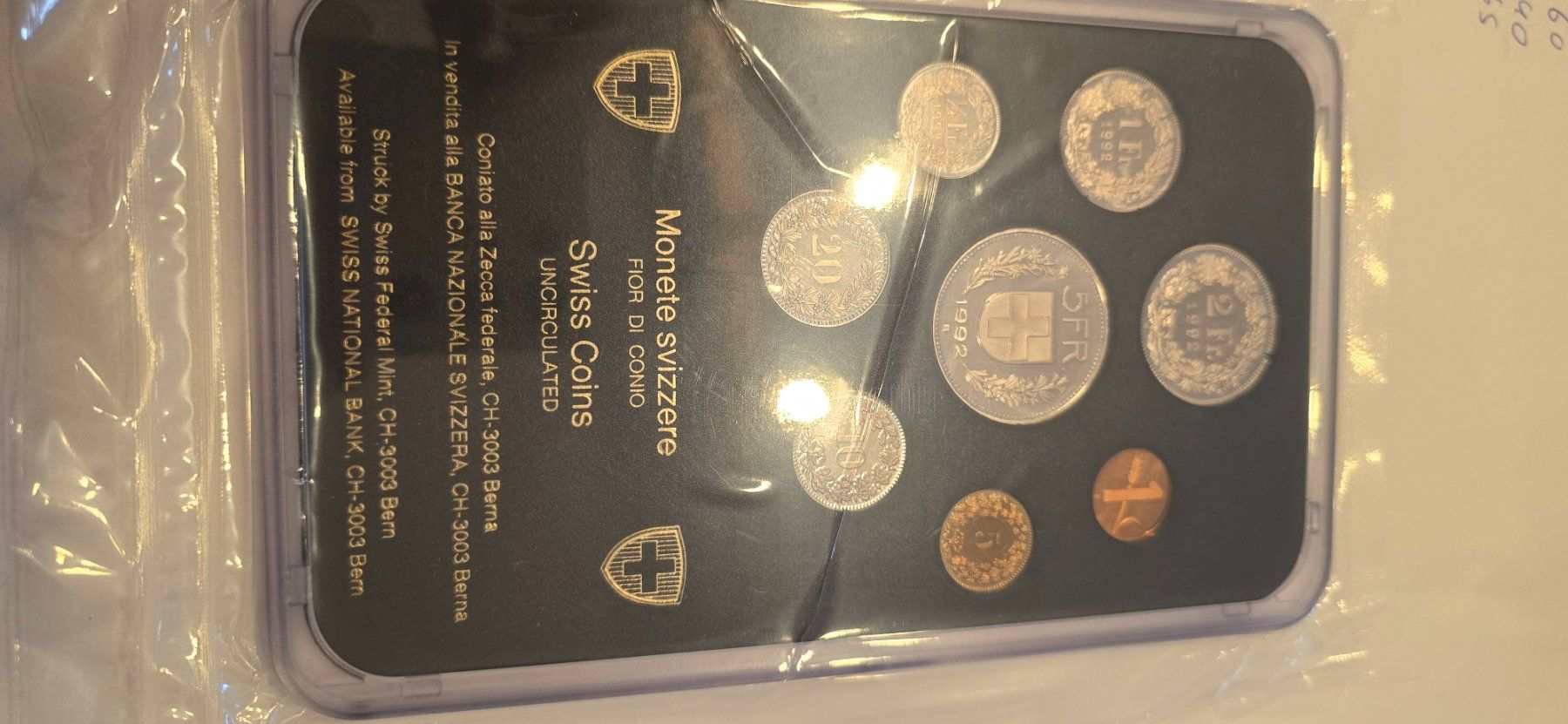 Tutti le monete: Pieces Fleur de coin 1992 – Nuovo e nell'imballaggio originale da Fribourg venduto da yan_z5fr