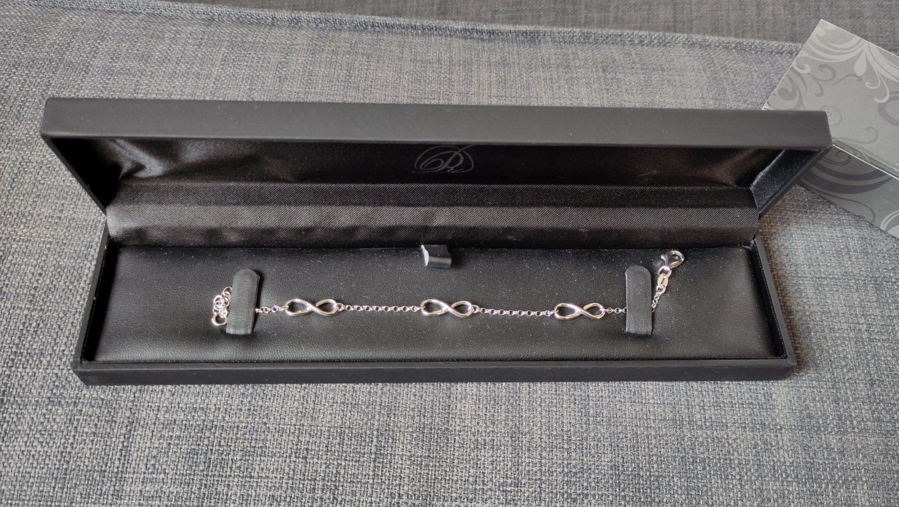 Bracelets: Silberne Armkette mit Infinityzeichen | Rhomberg – Neuf (Voir description) à Winterthur par lje_x8p5 5