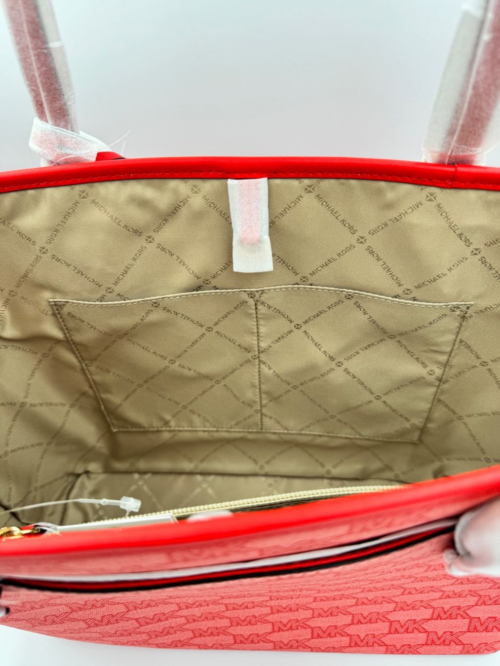 Michael Kors Borse da donna: Michael Kors Tasche dark sangria – Nuovo e nell'imballaggio originale da Wiedlisbach venduto da Sistershop 6