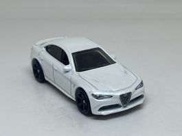 Matchbox 2016 Alfa Romeo Giulia #673