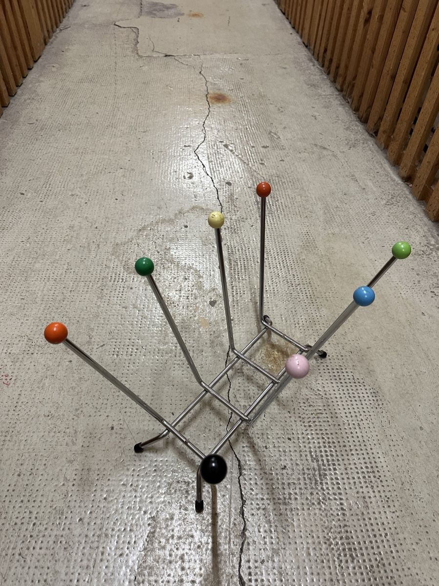 Altro per la casa: Zeitungsständer Sputnik Eames Design bunt 70er – Usato da Basel venduto da luc_j2xz 4