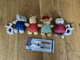 Mobile mit 4 Stofftieren und Löffel/Gabel Set, NEU