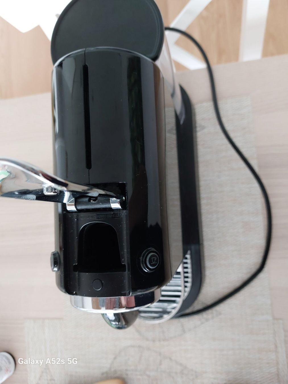 De'Longhi Macchine per caffè & Macchine per espresso: DeLonghi Nespresso Maschine – Usato da Bellach venduto da bri_m8rs 3