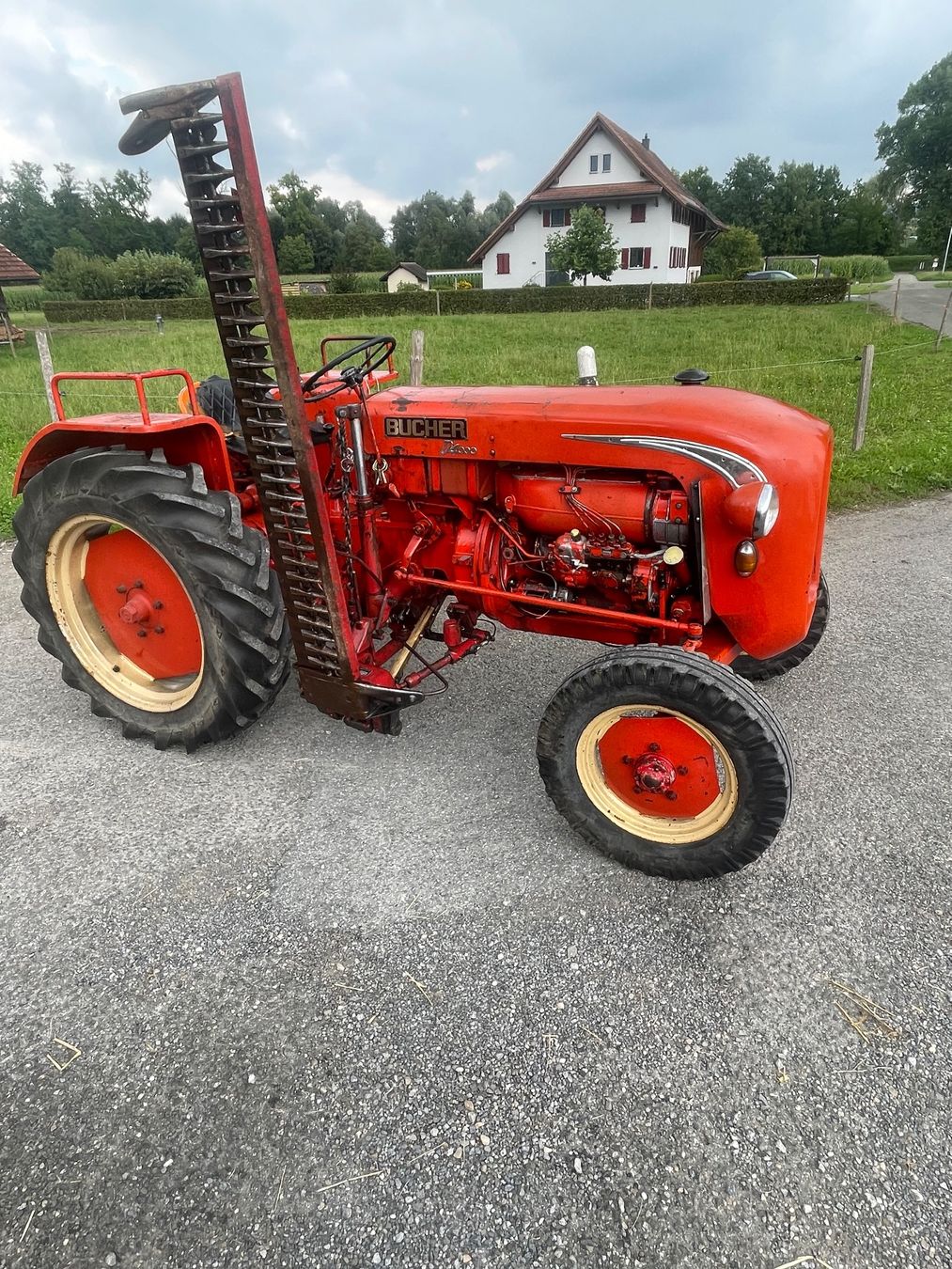 Bucher Trattori: Bucher D4000 – Usato da Merenschwand venduto da Leuthard0
