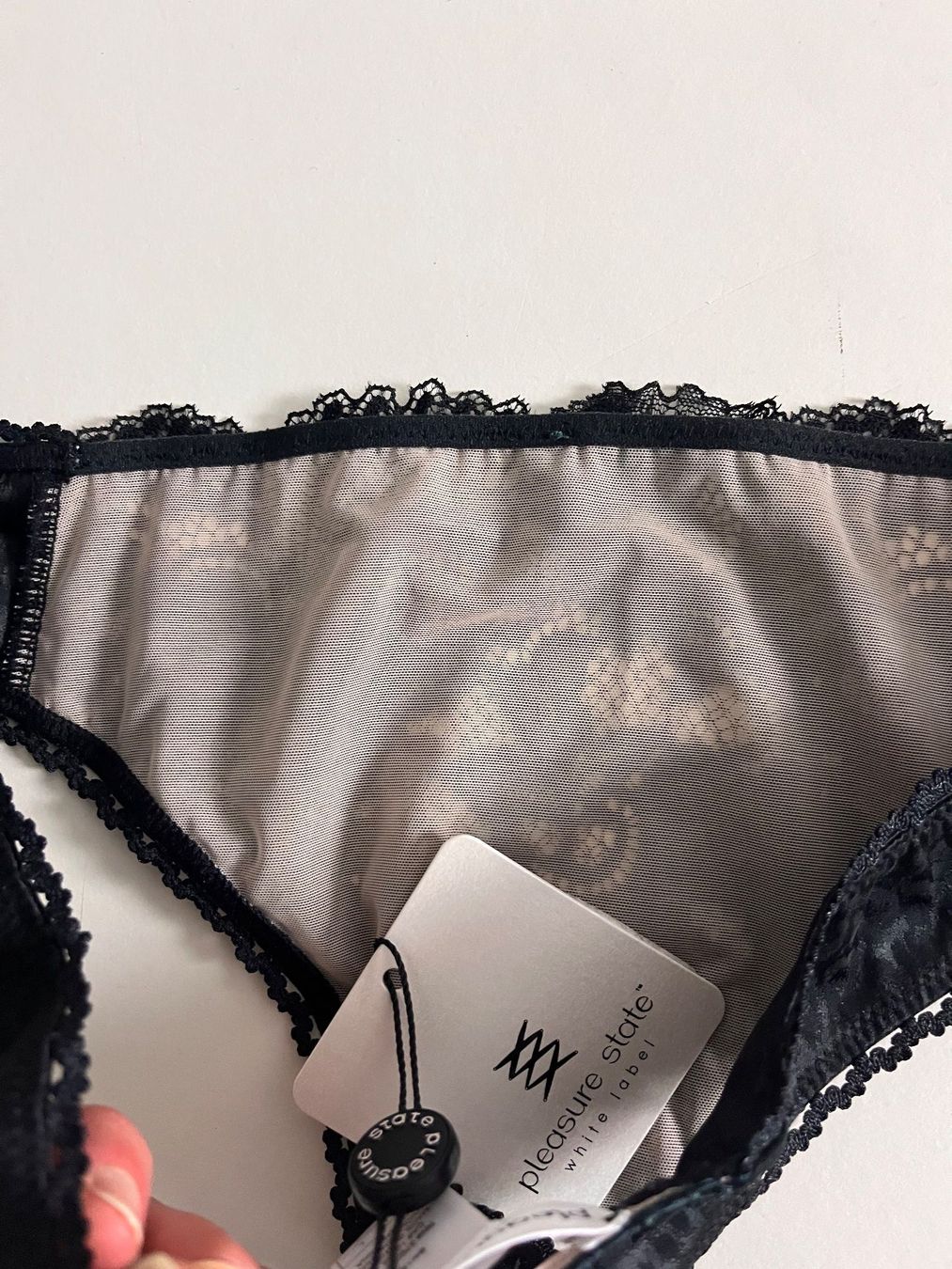 Altra biancheria intima: PLEASURE STATE, String DAKOTA PRIMROSE, Gr. L, Schwarz/Grün – Nuovo e nell'imballaggio originale da Rudolfstetten venduto da gst_g7xl 6