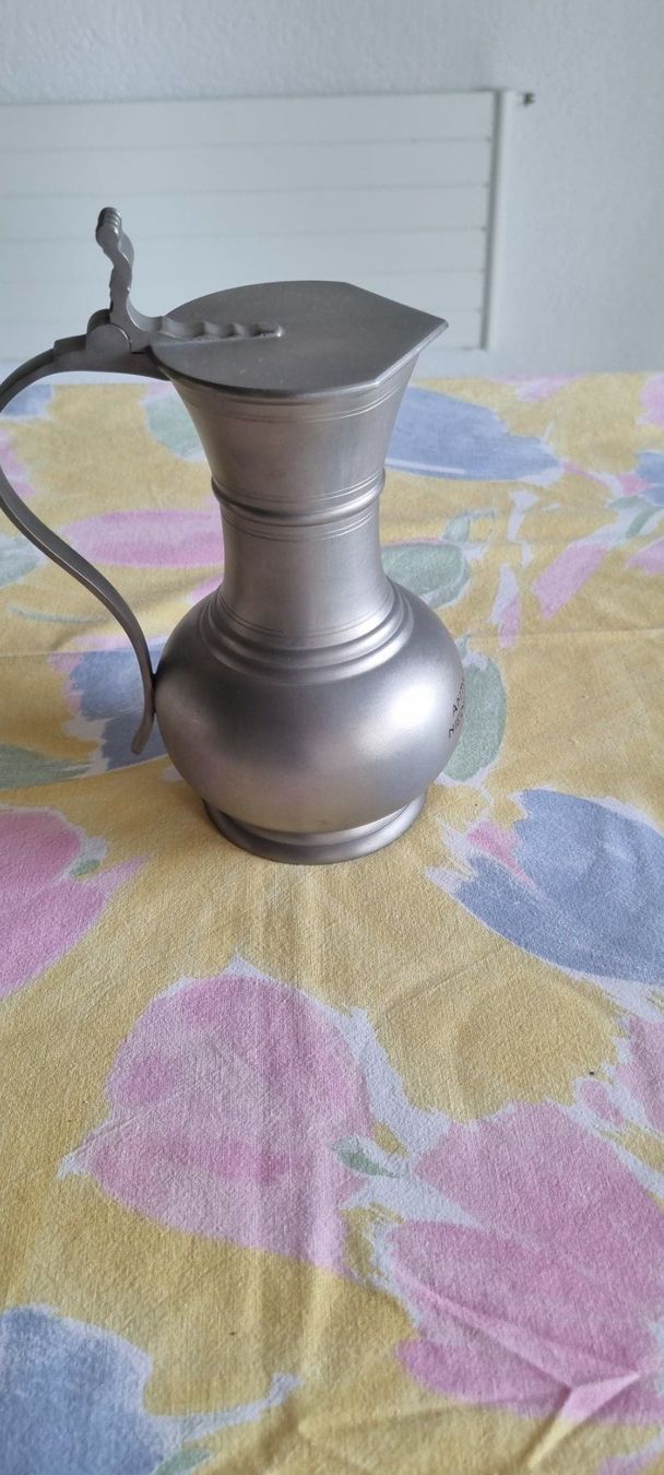 Caraffe: Kleines dekoratives Pokal – Usato da Derendingen venduto da Rider3 1