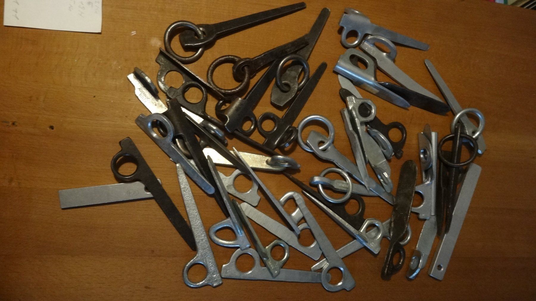 Kletterwände & Klettergriffe: Lot de pitons d'escalade – Gebraucht aus Rebeuvelier von falcon58 1