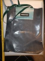 Freitag F742