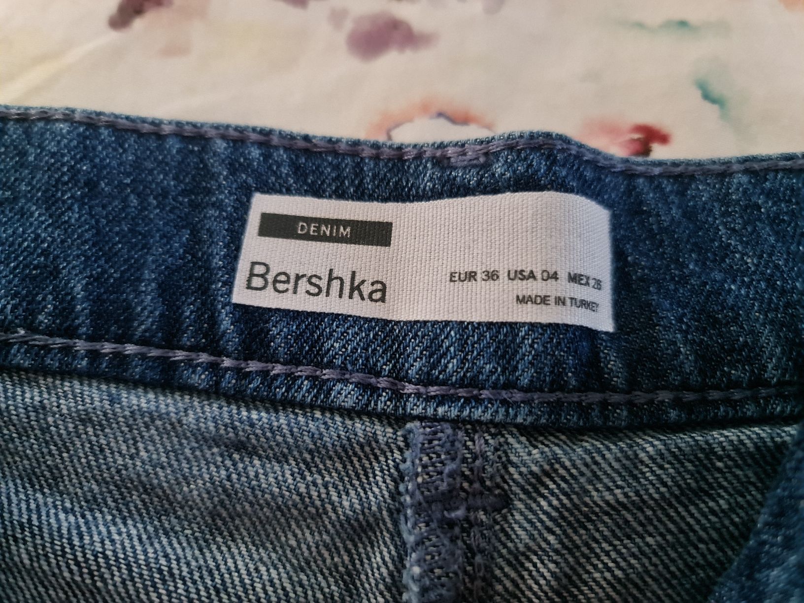 Bershka Jeans: Bershka Jeanshose Gr.36 – Gebraucht aus Pratteln von bea_bxv5 2