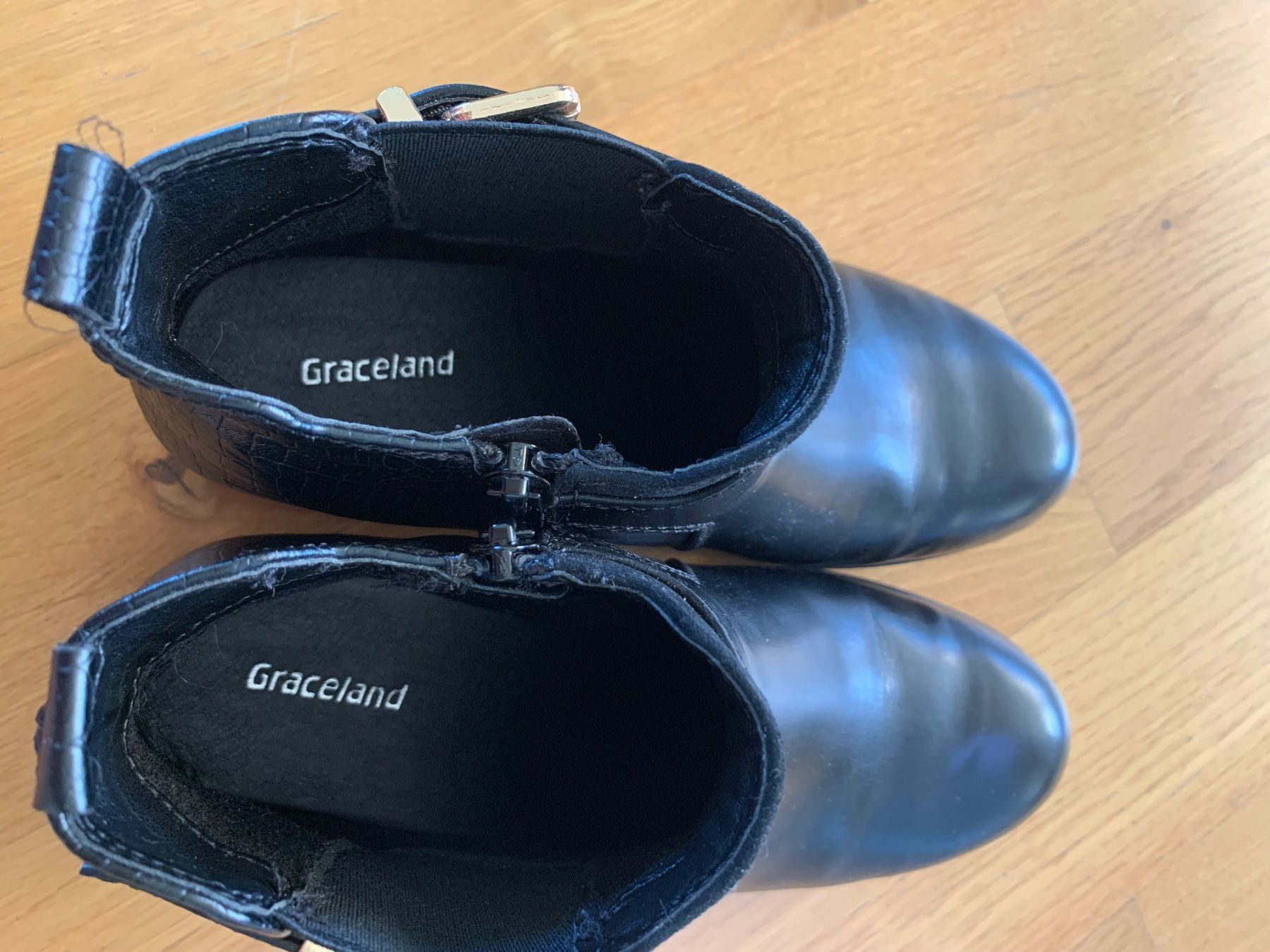Damenschuhe: Stiefeletten – Neu (gemäss Beschreibung) aus Zürich von Naniiin 2