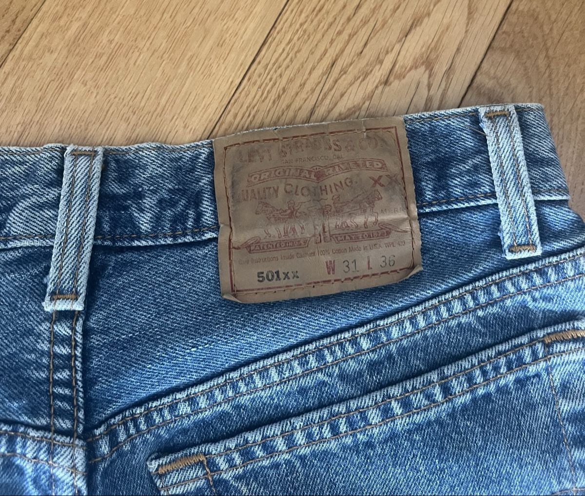 Levi's Jeans: Levi's 501 shorts W31 L36 – Usato da Lausanne venduto da Lillielillie 2