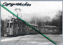 Basel. Trambahn. Dreiwagenzug. Foto.