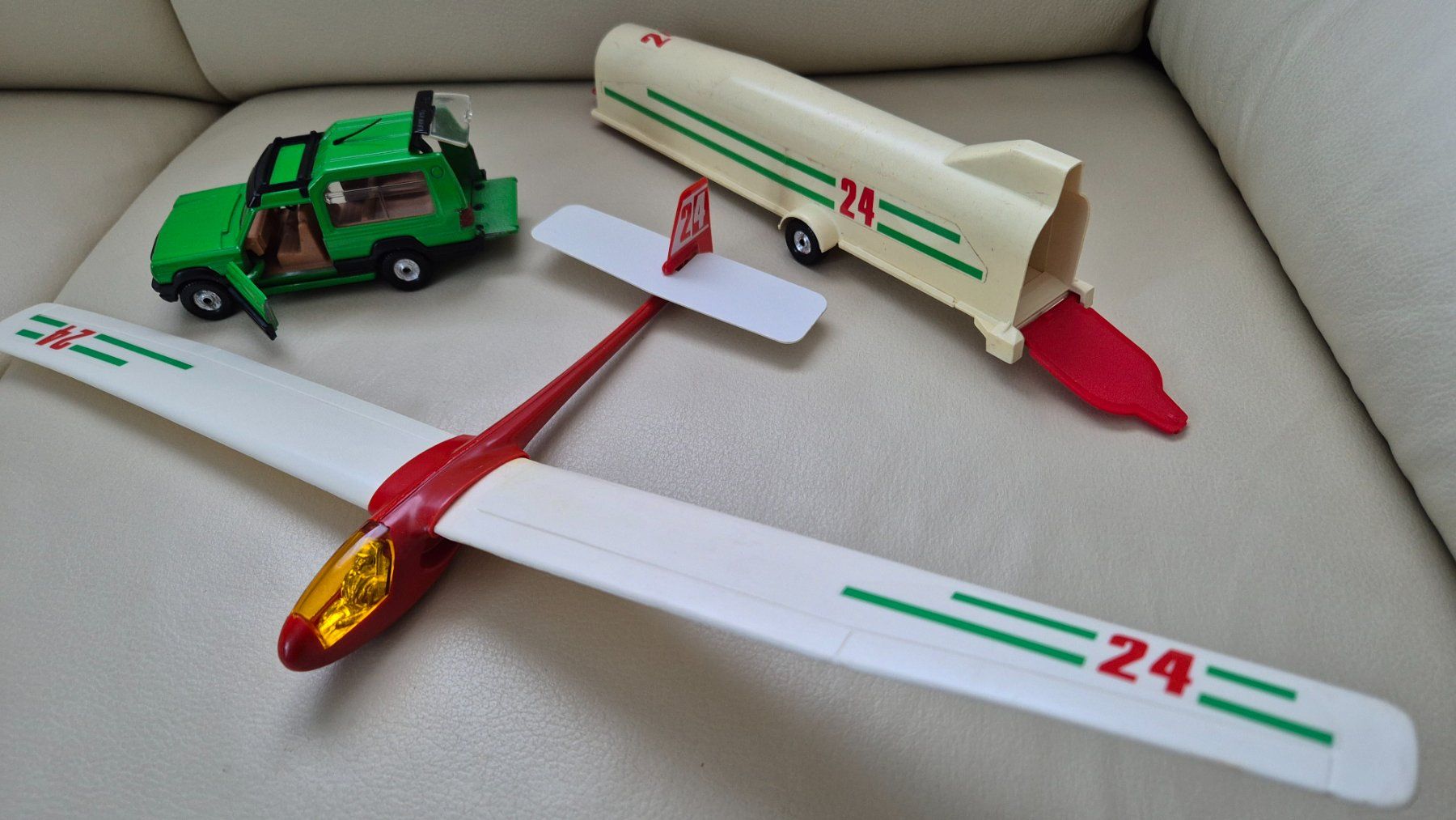 Corgi Toys Modellini d'auto: Corgi Matra Rancho mit Corgi Glider Trailer – Usato da Jona venduto da petzi2