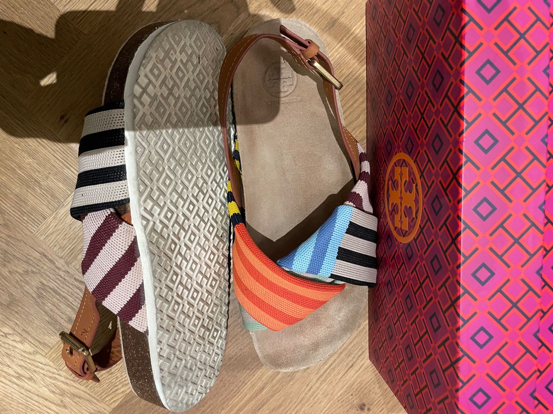 Tory Burch Scarpe da donna: Tory Burch Corey Leder / Stoff Sandalen – Nuovo (secondo la descrizione) da Zürich venduto da Sarazrh 4
