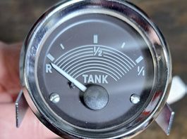 VW Bus T1 Tankuhr 12 Volt Originaldesign
