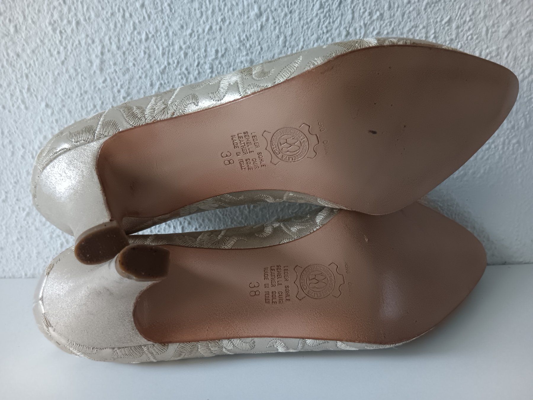Scarpe da donna: CARVELA Chaussures / Schuhe pointure / Nummer 38 – Usato da Cossonay-ville venduto da Super-Price-Quality 7