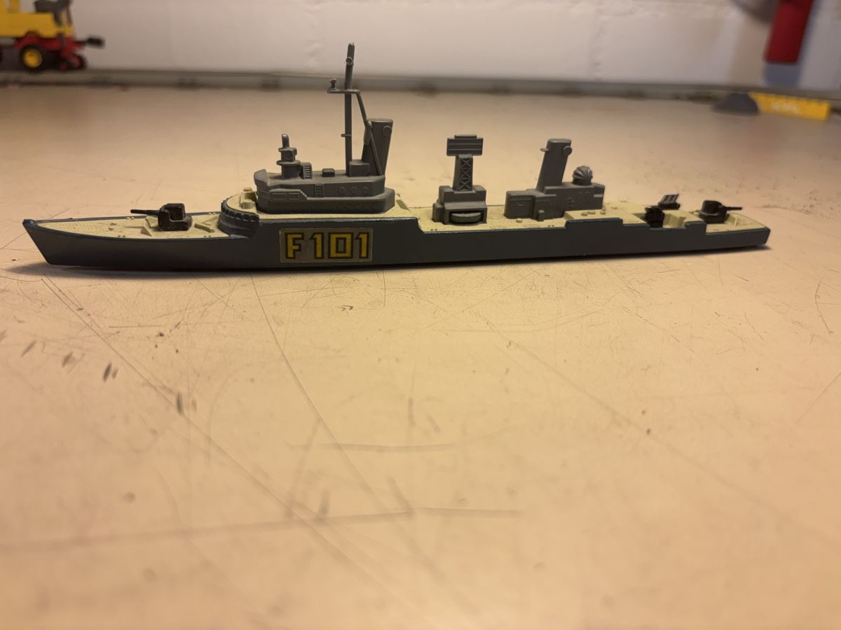 Matchbox Modellbausätze & Standmodelle: Matchbox Sea Kings – Gebraucht aus Möriken AG von Classics16
