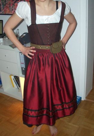 Dirndl Kleid dunkelrot Gr. 38 Original aus Bayern