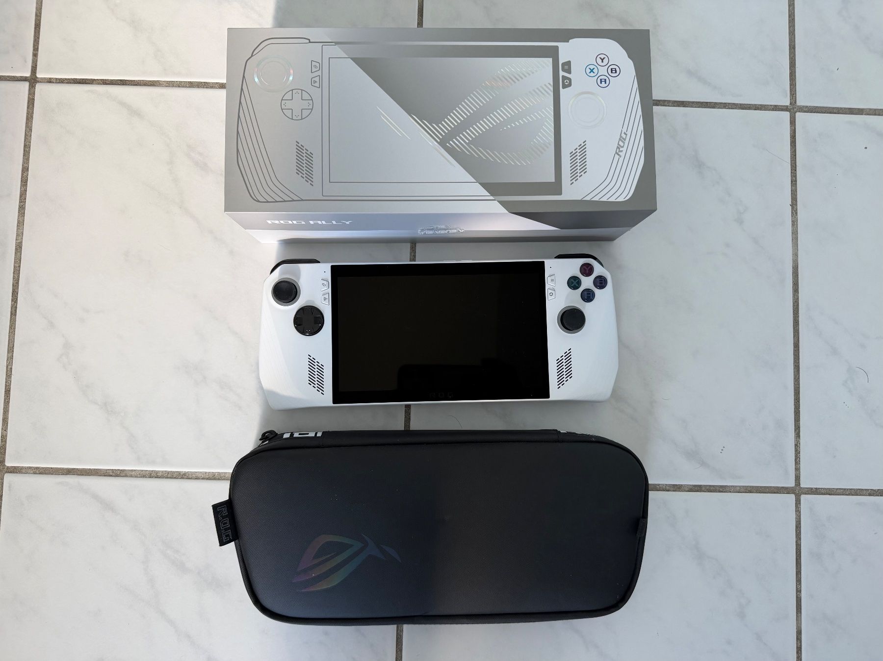 Asus Konsolen: Asus Rog Ally Gaming Handheld Konsole Modell RC71 – Gebraucht aus Wiesendangen von dan_9pfw