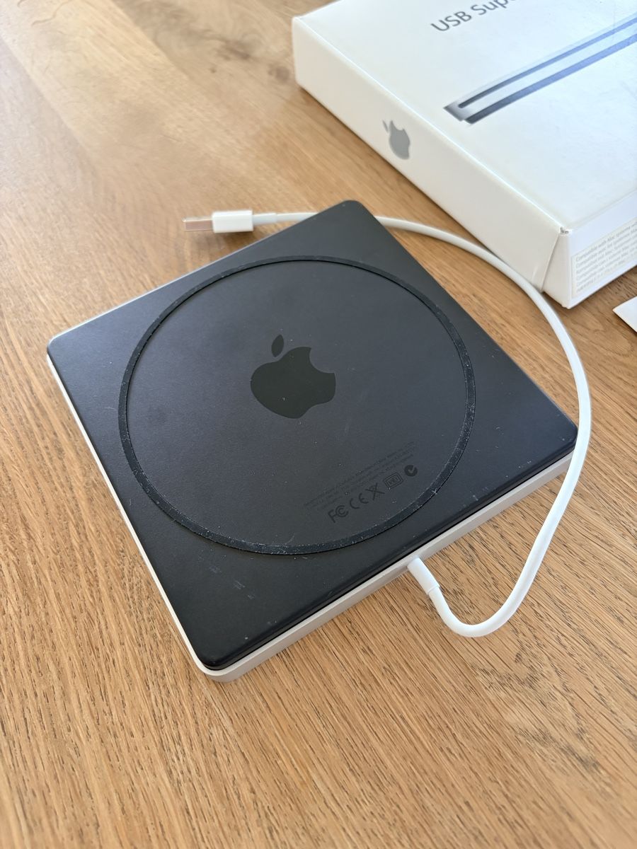 Apple Lettore multimediale & Streamer: Apple SuperDrive USB – Usato da Champagne venduto da ChrisNyon 2
