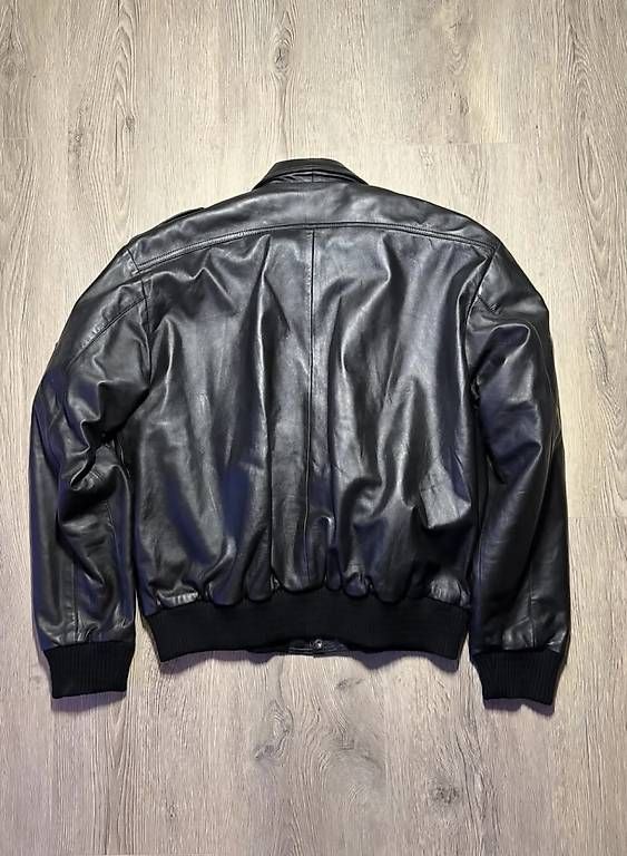 Vestes: Blouson similicuir  – D'occasion à Cheseaux-Lausanne par mad_mnv2 4