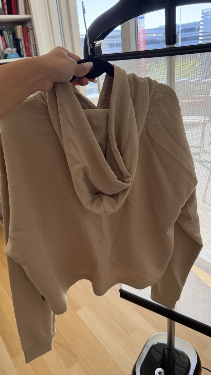Puma Kleiderpakete: Puma sweatsuit  – Neu (gemäss Beschreibung) aus Glattpark (Opfikon) von swi_wk9j 1