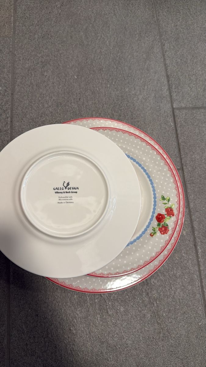 Villeroy & Boch Piatti: Gallo Design Teller Set 10 stc. Rosenmuster mit Punkten  – Usato da Studen BE venduto da Anna1818