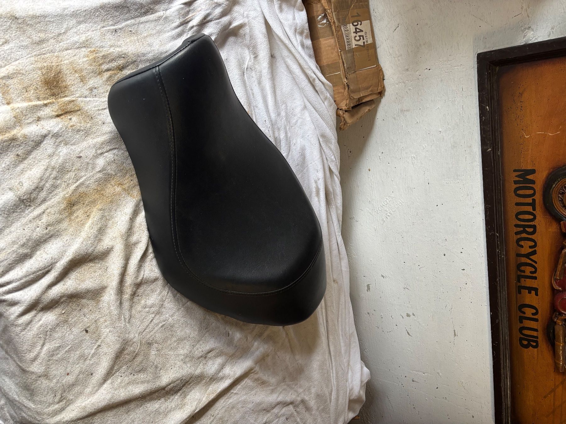Harley-Davidson Tutti i ricambio per moto: Harley Davidson Sitz/Sattel Sportster – Usato da Schötz venduto da Harley35