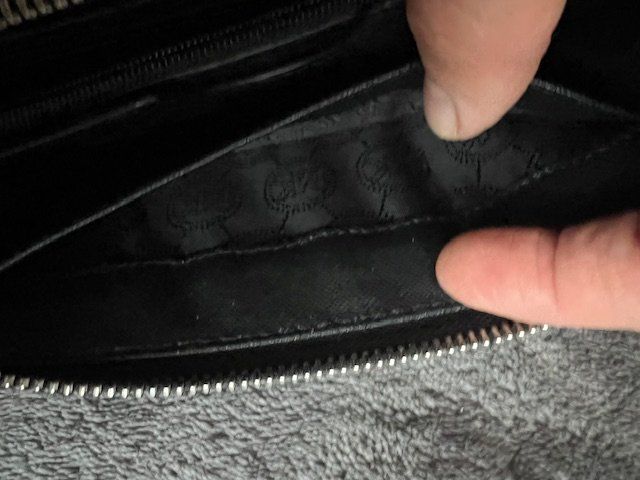 Michael Kors Portamonete: Michael Kors Portemonnaie Schwarz – Usato da Gossau Sg venduto da olles 2
