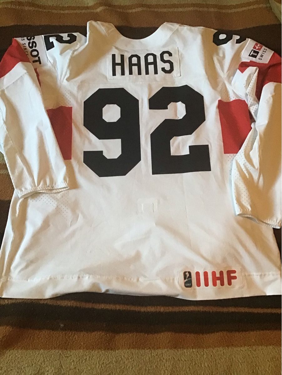 Gameworn Canottiere & Pantaloni: riga WM game worn – Usato da La Chaux-de-Fonds venduto da chri66