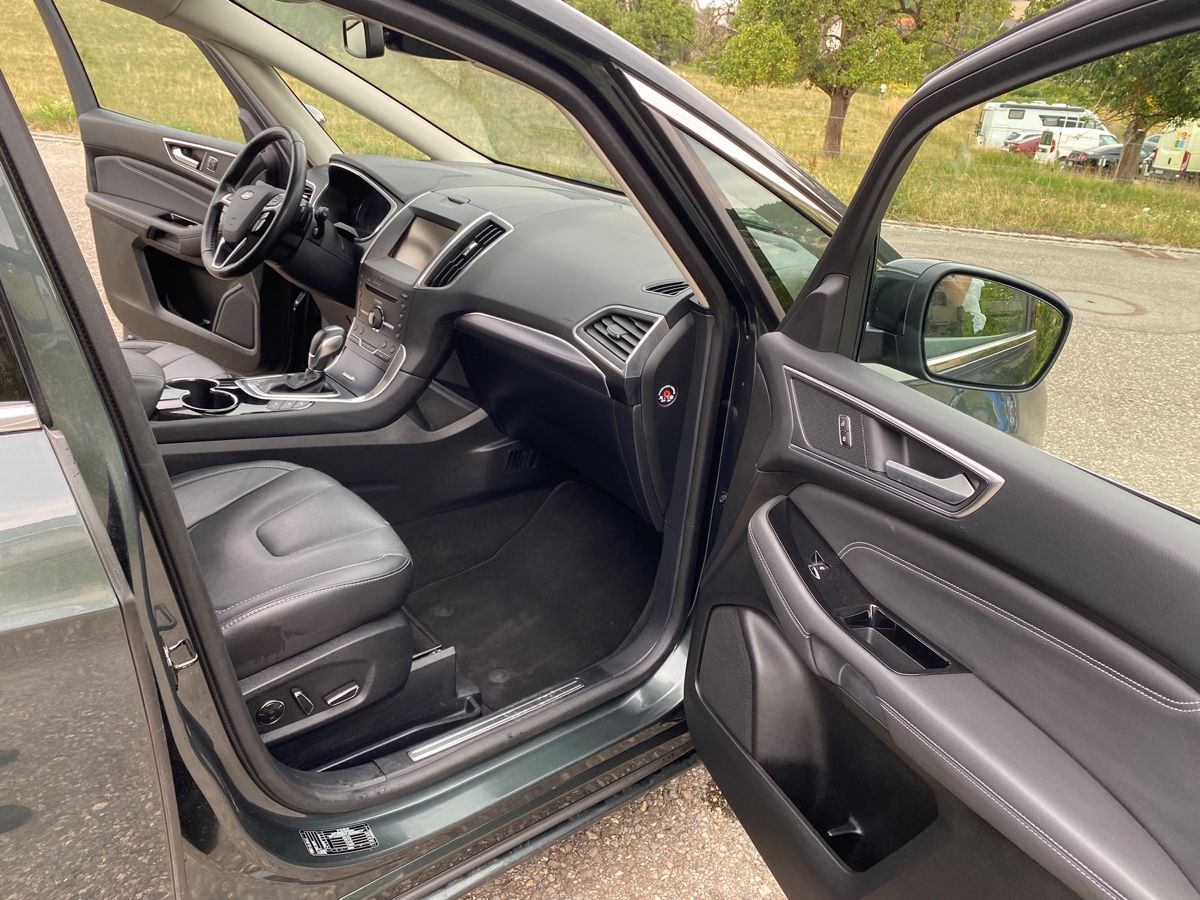 Ford Automobili: Ford S-Max 2.0 TDCI 7 Plätzer – Usato da Unterlunkhofen venduto da for_6lv5 6