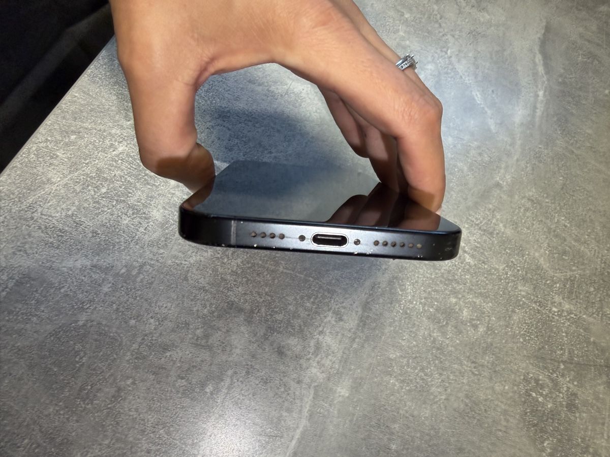 Apple Handys / Smartphones: Iphone 16 Pro Max 256GB – Gebraucht aus Ittigen von Elvis177 7