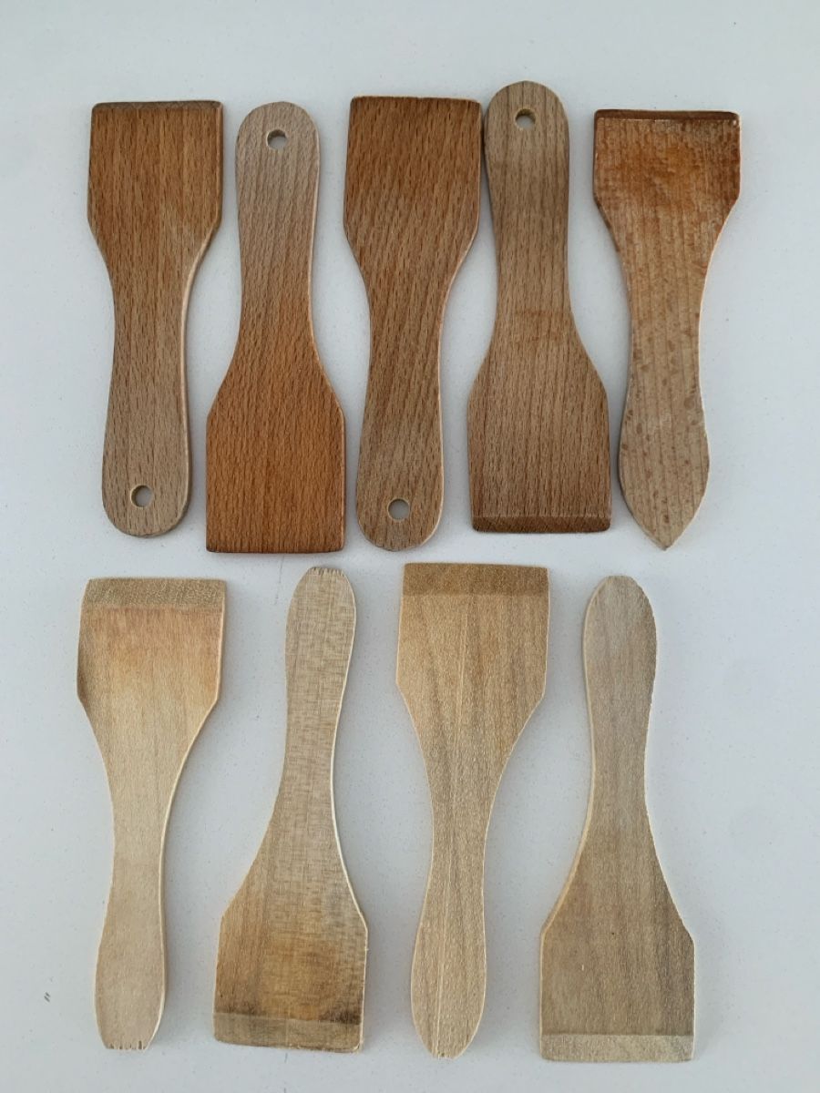 Küchengeräte: 9 Wooden Spatula Set for raclette – Gebraucht aus Immensee von vgitter