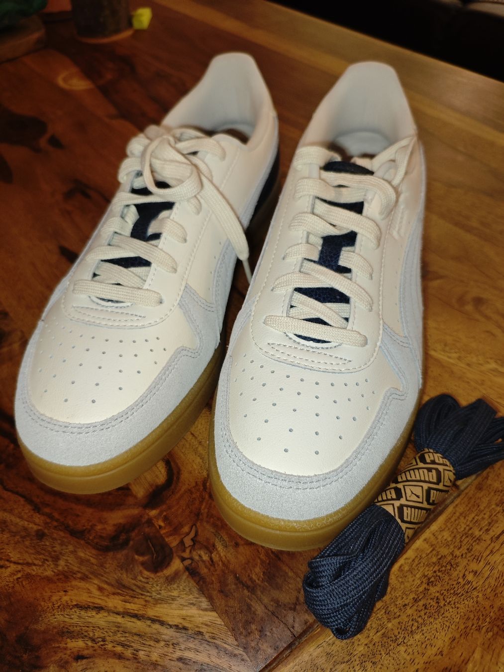 Puma Scarpe da uomo: Puma Indoor Special, Gr. 44, neu! – Nuovo e nell'imballaggio originale da Marbach SG venduto da Velioris 1