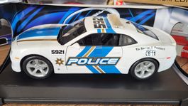Chevrolet Camaro SS RS 2010 Police 1:18 Maisto
