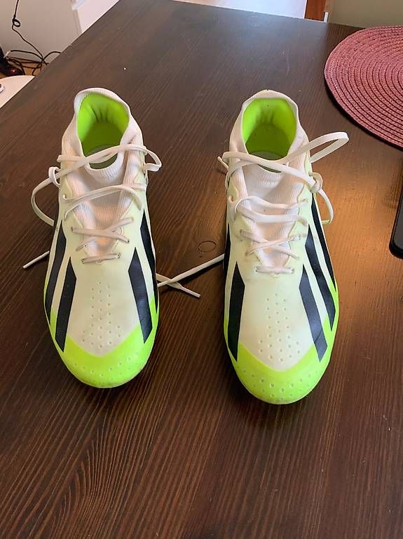 Scarpe da uomo: Fussballschuh Gr. 46 – Usato da Jona venduto da ldi_2zgq